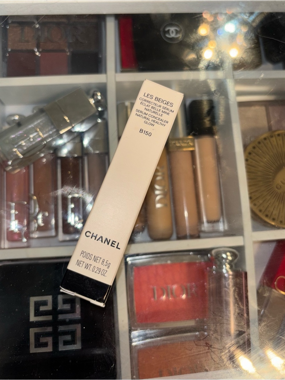 Les Beiges Serum Concealer.       Color: b150 - Picture 3 of 3